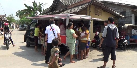 'Warung Murah' di Solo khusus warga kurang mampu