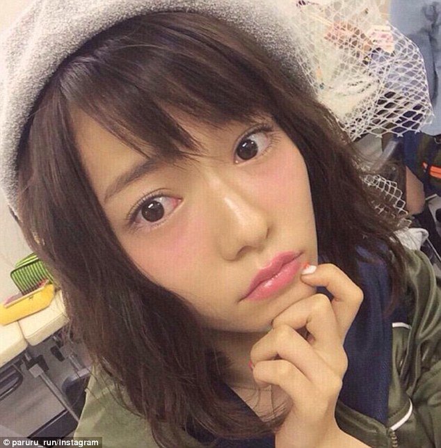 Make up  seperti orang sakit lagi happening di Jepang 
