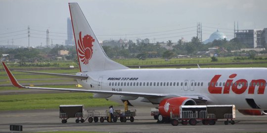 Mesin jet berasap, Lion Air tujuan Jakarta-Denpasar batal terbang