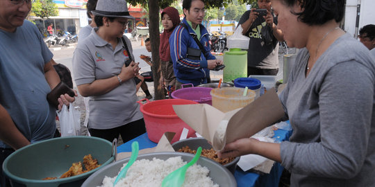 Menlu Retno sarapan nasi uduk di perayaan HUT ke-48 ASEAN