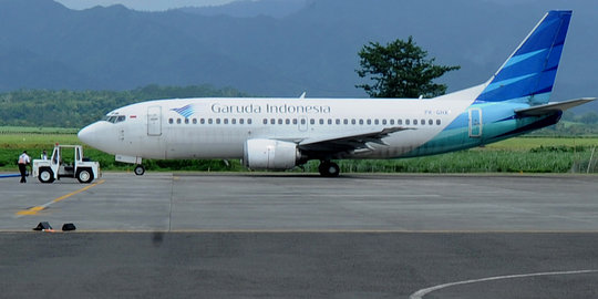 Pesawat Garuda jurusan Surabaya-Jakarta diancam bom