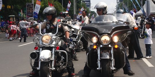 Kelakuan moge-moge di Indonesia yang bikin pengguna jalan gemes