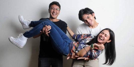 870 Koleksi Gambar Kata Kata Romantis Magic Hour Gratis Terbaik