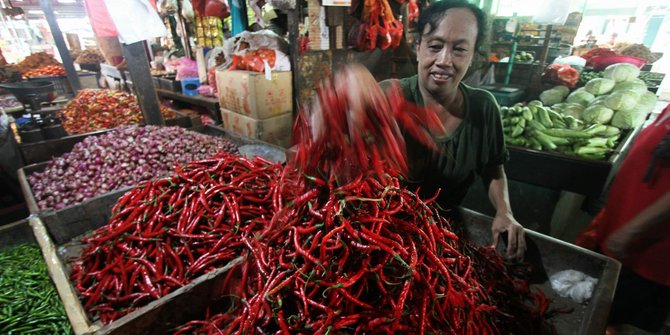 Harga cabai di Makassar melejit, Bulog coba rem dengan 