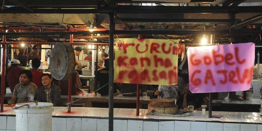 Harga daging tak kunjung turun, pedagang di Pasar Senen ancam demo