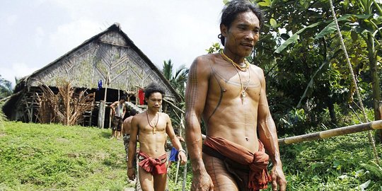 Menengok kehidupan tradisional suku Mentawai