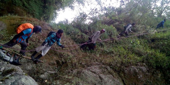 Pendaki asal Bogor hilang setelah nekat naik ke puncak Semeru