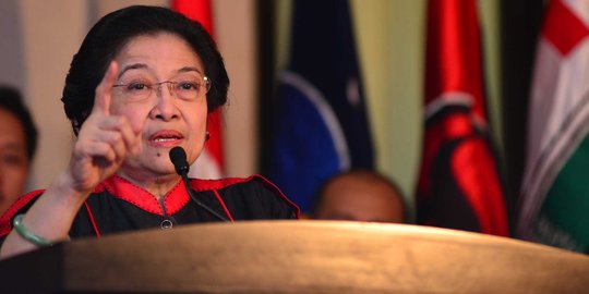 Jelang pelantikan menteri baru, Megawati menuju Istana