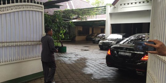 Usai hadiri pelantikan menteri baru, Mega dikunjungi banyak tamu