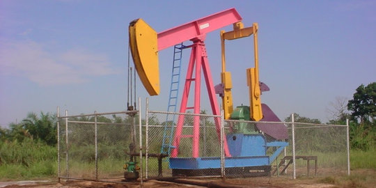 Menyerah pada OPEC, Amerika & Rusia kurangi produksi minyak