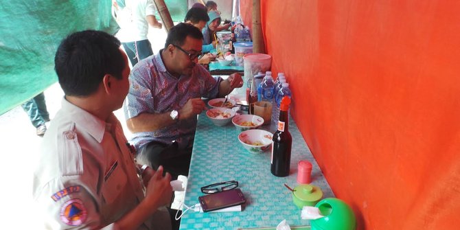 Warung soto mi Pak Mamat Tangerang, langganan Rano Karno 