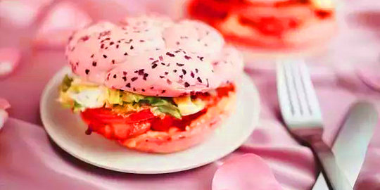 Unyu, KFC China luncurkan burger warna pink pastel