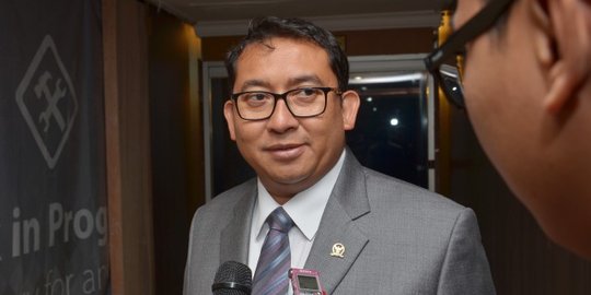 Fadli Zon tak setuju jika pemerintah menambah utang luar negeri