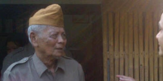 Meriahkan HUT RI di Ternate, PT Pelni bedah rumah veteran