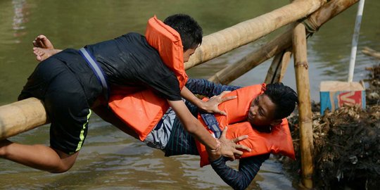 Serunya lomba-lomba yang dimainkan di Pesta Rakyat Ciliwung