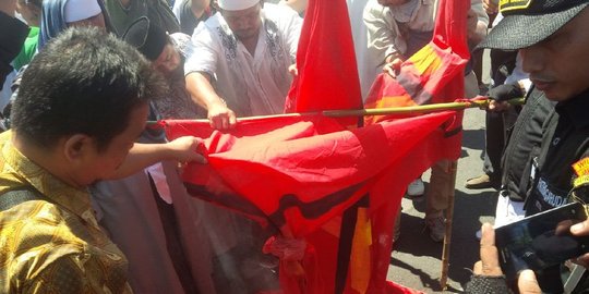 ri di pamekasan peserta kedapatan bawa atribut pki rev1