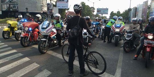 Ini kata polisi dituding hanya mau kawal orang berduit & konvoi moge