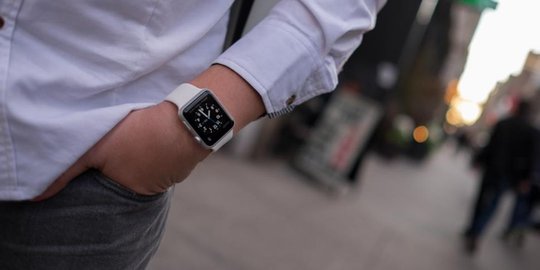 Apple ciptakan gelang jam tangan dengan ukuran super 