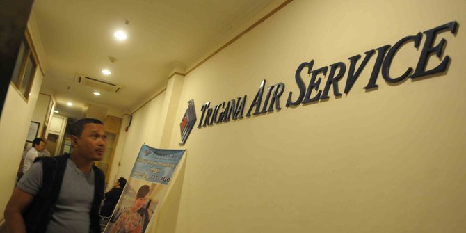 Keluarga kru pesawat datangi kantor Trigana Air di Kalimalang