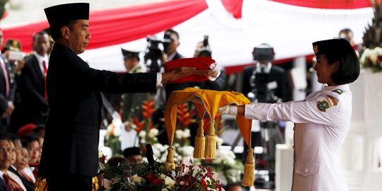 Ikut upacara di Istana, 2 siswa ini sampaikan cita-cita ke Jokowi