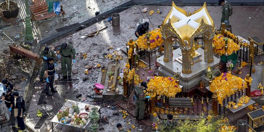 Dahsyatnya teror bom hancurkan Kuil Erawan di Bangkok