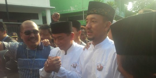 Serius usung Rasiyo-Abror, PAN serahkan rekom asli ke KPU Surabaya