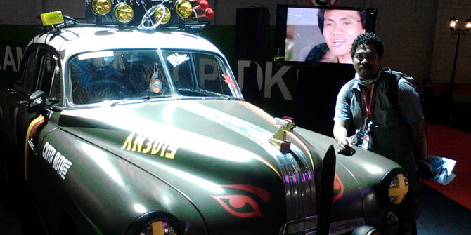 Mobil bumper gigi Hanoman film Warkop DKI nampang di IIMS 2015