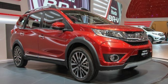 Akhirnya,Honda BR-V lahir juga di GIIAS 2015, pesona menawan!