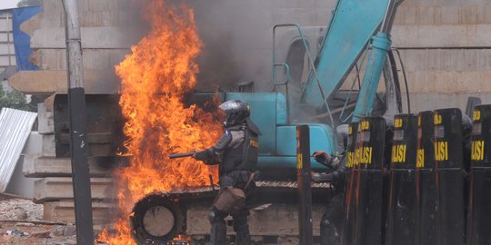 Polisi buru warga Kp Pulo pembakar ekskavator, ancaman 7 tahun bui