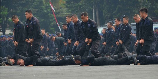 Batal dilatih Kopassus, Polri pilih polisi Inggris latih Brimob