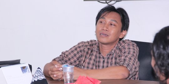 Diminta bongkar rumahnya di Pluit, Ahok sebut JJ Rizal goblok