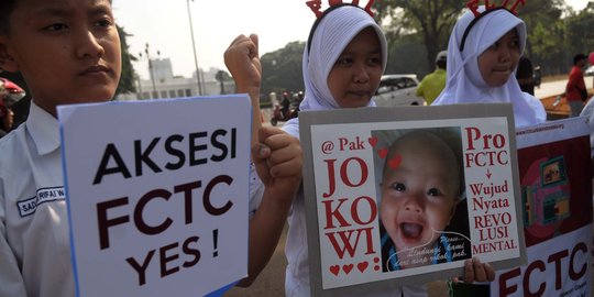 Aktivis FCTC desak Jokowi lindungi anak dari paparan asap rokok