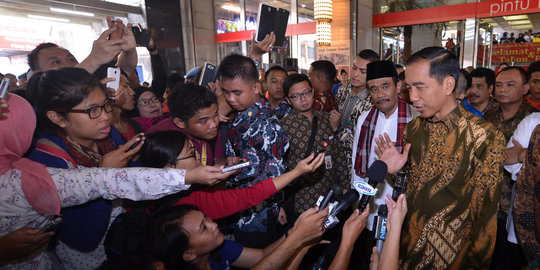 Jokowi hadiahi 45 guru berprestasi tiket piknik ke Jakarta