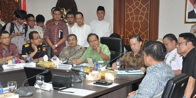 Menteri Rizal Ramli gelar rakor bahas dwelling time Tanjung Priok