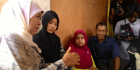 Mensos minta kaum ibu mendidik anak dan kurangi nonton sinetron