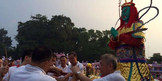 Perayaan Hungry Ghost Festival di Medan