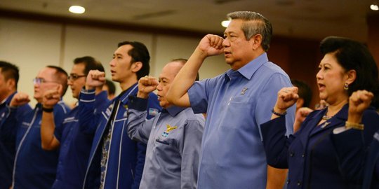Calon kepala daerah rebutan foto dengan SBY buat kampanye