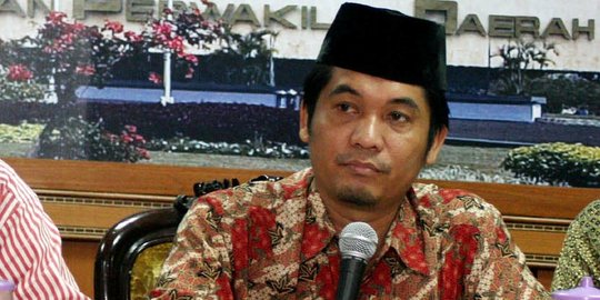 Isu korupsi dan dinasti tak laku di Tangsel