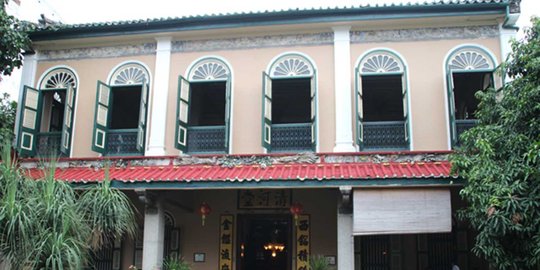 Mengunjungi bangunan bersejarah warisan orang terkaya di Medan