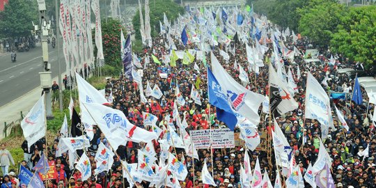 Ke depan marak PHK, wajar buruh demo pemerintah tuntut kesejahteraan
