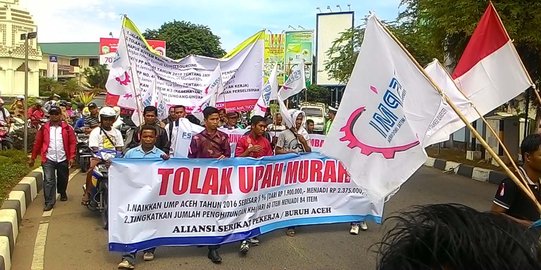 Buruh di Aceh demo tolak pekerja asing tak bisa bahasa Indonesia