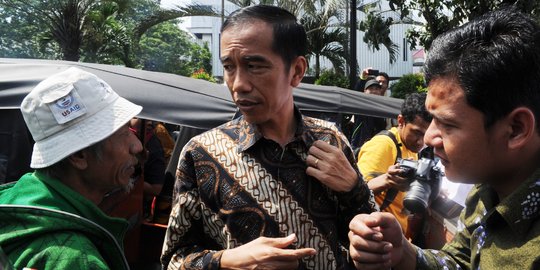 Jokowi: Jangan berantem antara ojek pangkalan dan GO-JEK