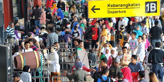 Dampak kabut asap, jadwal penerbangan di Bandara Soetta kacau