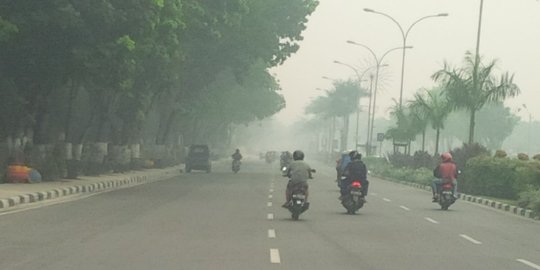 Jarak pandang 200 meter, 16 pesawat di Pekanbaru gagal terbang