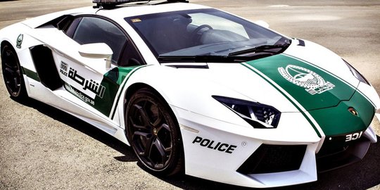 10 mobil mewah milik kepolisian dubai yang bikin melongo