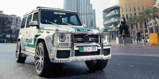 brabus g 700