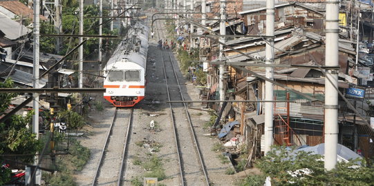 Tingkatkan daya angkut, KCJ tambah dua gerbong rangkaian KRL