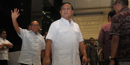 Reaksi tak terduga Prabowo saat PAN dukung Jokowi