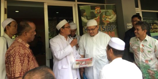 FPI laporkan 3 kasus korupsi yang dilakukan Ahok ke Polda Metro