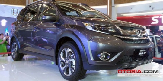 Honda BR-V varian termurah sudah dipasangi pendingin dobel